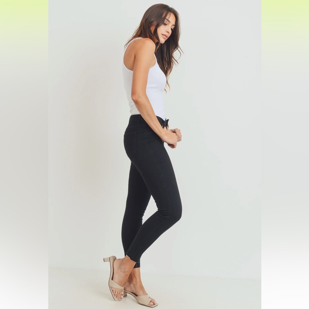 Just Black Denim Jeans - Picture 2 of 4